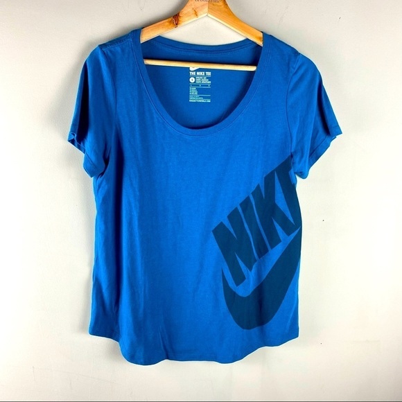 Nike: The Nike Tee Graphic LOGO T-Shirt Lounge Athleisure Workout Top Blue Large - Picture 1 of 5